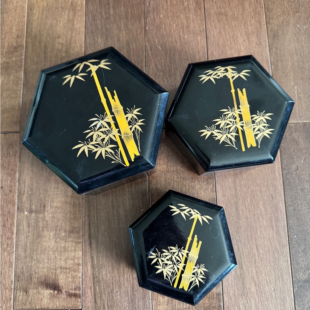 Nesting Trinket Boxes Hexagon Black & Gold Bamboo Lacquer Plastic Japan